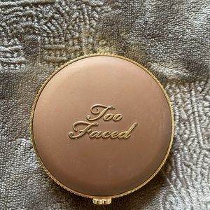 Too faces matte bronzer (full size)